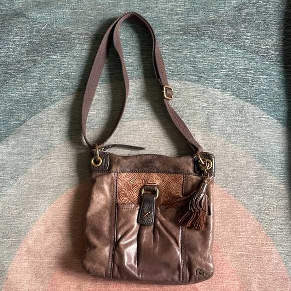 The Sak Genuine Leather Crossbody Bag Beautiful Brown - Picture 6 of 16
